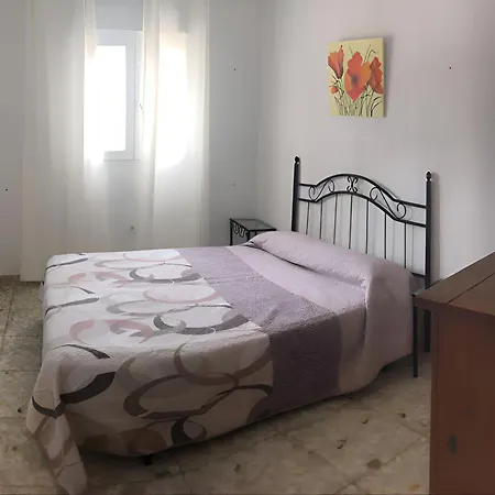 Familiar Con Piscina Privada, Terraza, Jardin Y Todas Comodidades En Conil - Es-180-245